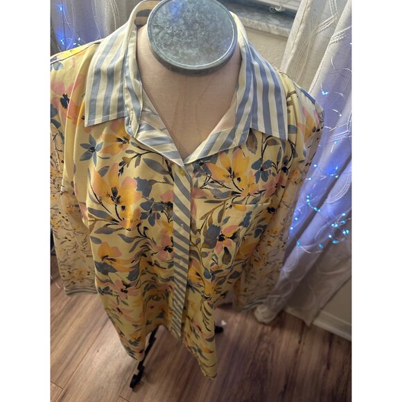 Coldwater Creek Woman’s XL Floral Button-Up Shirt Cotton Blouse Striped Collar - Picture 10 of 13